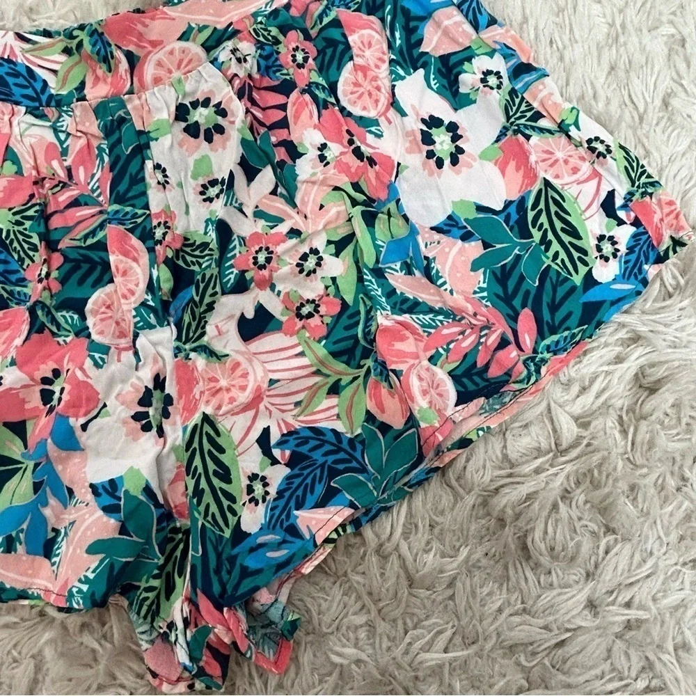 Love & Piece Collective Tropical Print Rayon Shorts NWOT